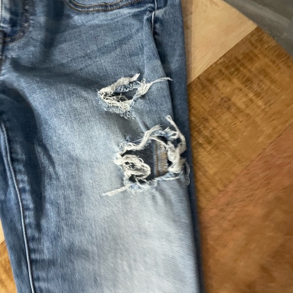 Jeans - Picture 2 of 5